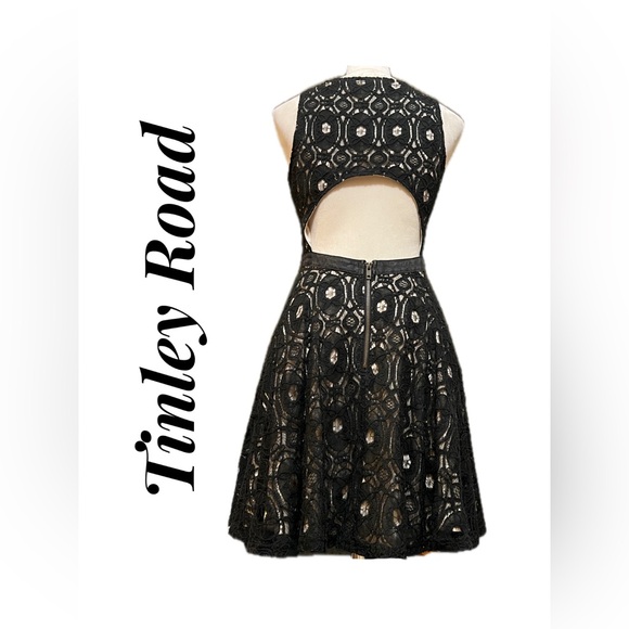 B2 NWT Tinley Road Women’s Black Lace Dress Size Small. - Picture 2 of 9